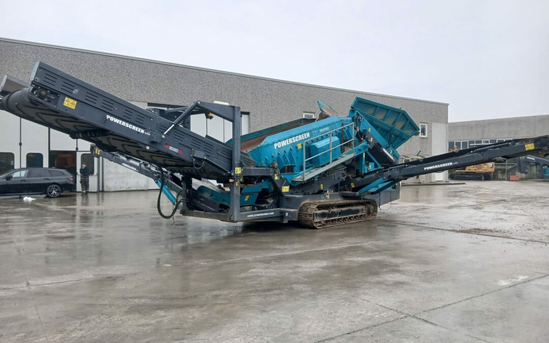 VAGLIO POWERSCREEN WARRIOR 1800